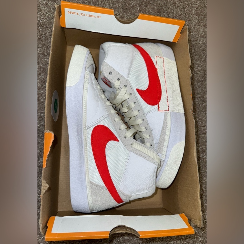 Unisex Blazer Mid '77 Vintage "White/Picante Red" sneakers